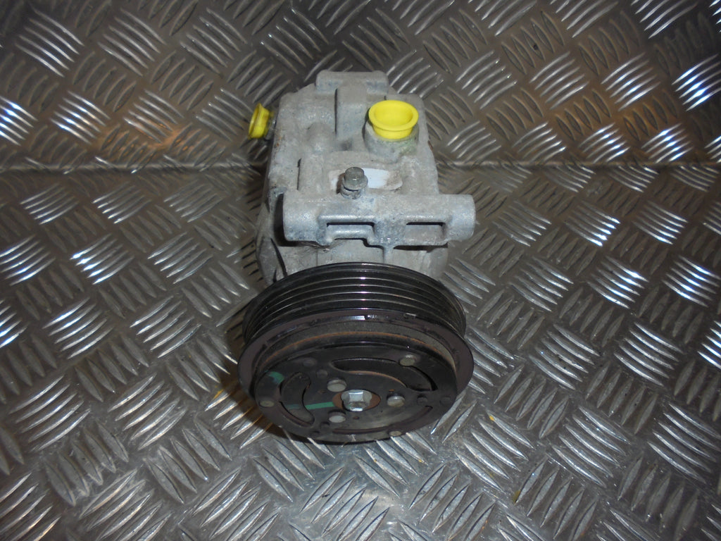 Fiat 500 Aircondition Pumpe Med OEM Nr. Ophugger Fra Fiat Ophugger
