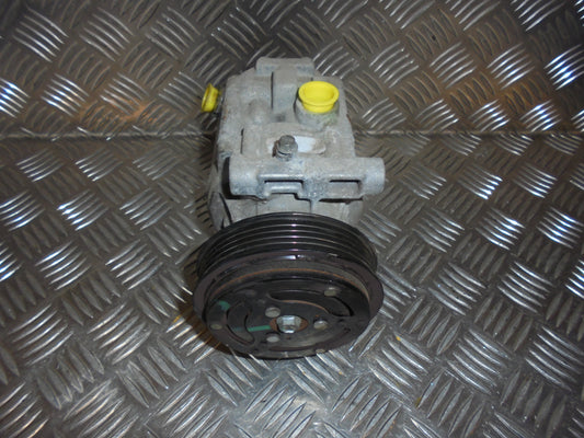 Fiat 500 Aircondition Pumpe Med OEM Nr. Ophugger Fra Fiat Ophugger