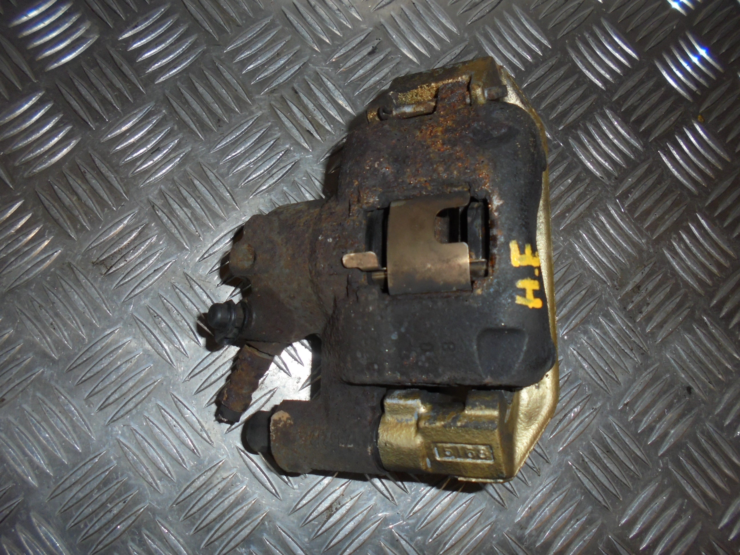 Fiat 500 Bremsekaliber Hf Med OEM Nr. Ophugger Fra Fiat Ophugger
