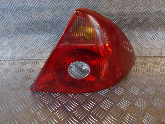 Ford Mondeo 3 Baglygte Med OEM Nr. Ophugger Fra Ford Ophugger