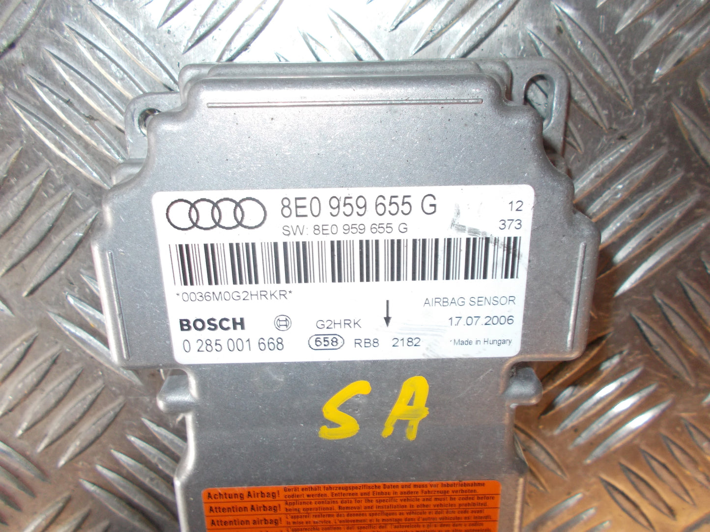 Audi A4 Airbag Elboks Med OEM Nr. 0285001668 Fra Audi Ophugger