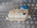 Audi A4 Ekspansionsbehold Med OEM Nr. 8E0121403 Fra Audi Ophugger