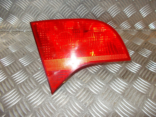 Audi A4 Baglygte Med OEM Nr. 8E9945093A Fra Audi Ophugger