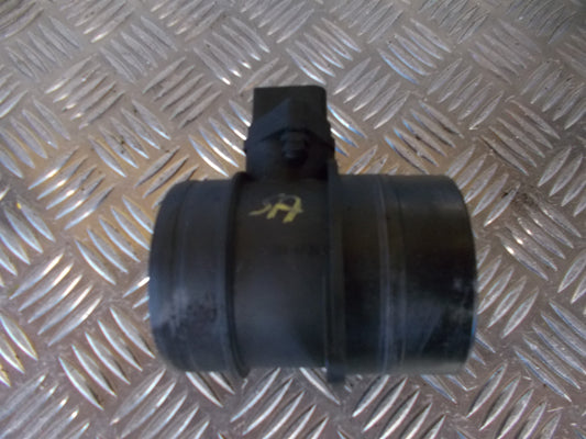 Audi A4 Luftmængdemåler Med OEM Nr. 0281602461 Fra Audi Ophugger