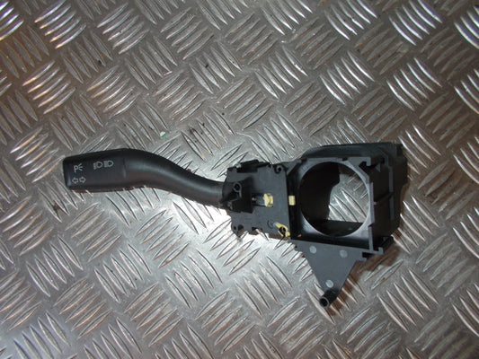 Audi A4 Kontakt Blink Med OEM Nr. 4E0953513A Fra Audi Ophugger