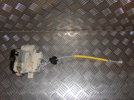 Audi A4 Dørlås Med OEM Nr. 8E0839016AA Fra Audi Ophugger