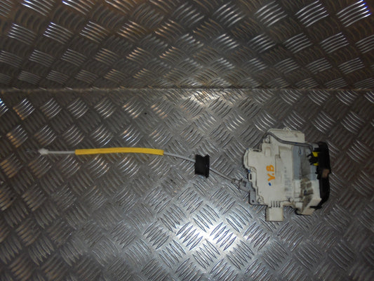 Audi A4 Dørlås Med OEM Nr. 8E0839015AA Fra Audi Ophugger