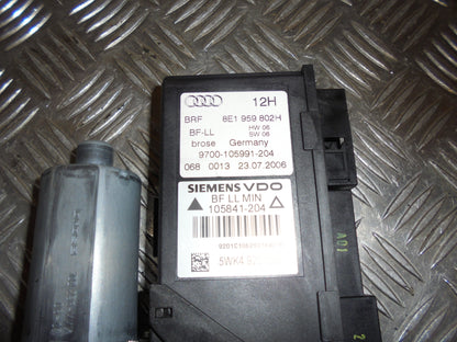 Audi A4 8E/8H Rudemotor - Rudehejs Med OEM Nr. 8E1959802H Fra Audi Ophugger