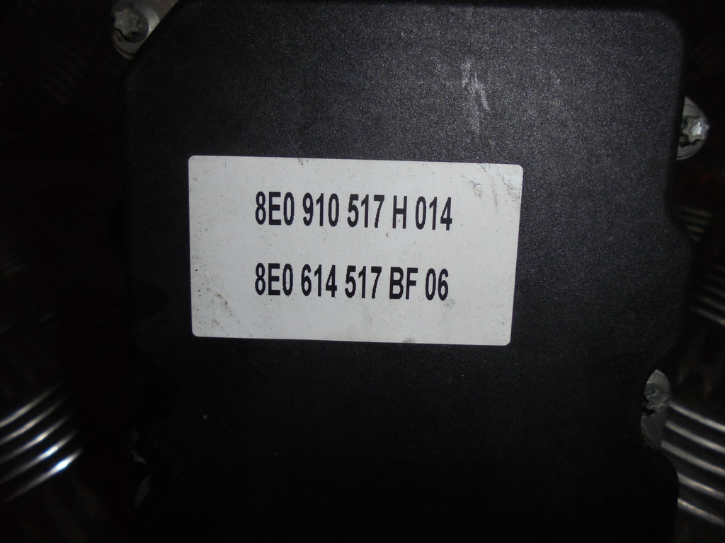 Audi A4 ABS Pumpe Med OEM Nr. 8E0614517BF Fra Audi Ophugger