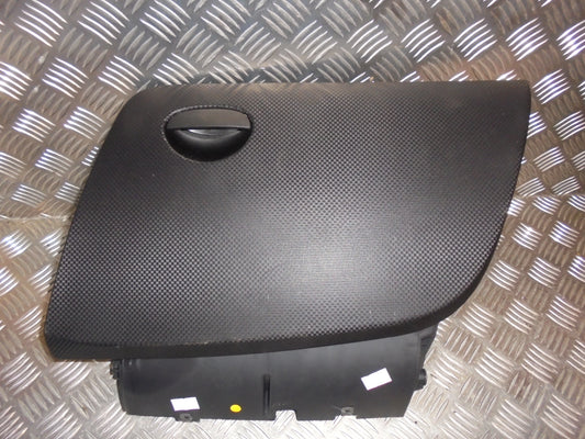 Seat Altea Handskerum Med OEM Nr. Ophugger Fra Seat Ophugger