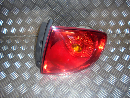 Seat Altea Baglygte Med OEM Nr. 5P0945112B Fra Seat Ophugger