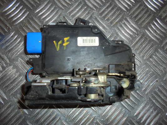 Seat Altea Dørlås Med OEM Nr. 3D1837015AB Fra Seat Ophugger