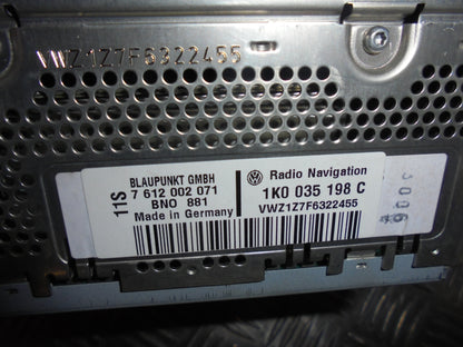 VW Passat 3C Navigationsanl Med OEM Nr. 1K0035198C Fra VW Ophugger
