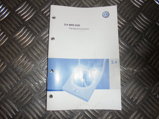 VW Passat 3C Navigationsanl Med OEM Nr. Ophugger Fra VW Ophugger