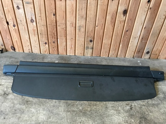 VW Passat 3C Bagageafdæk/Rullegar. Stc Med OEM Nr. 3C9867871J Fra VW Ophugger