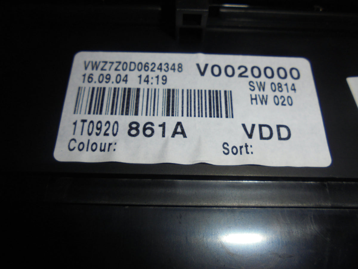 VW Caddy 2K Speedometer - Instrument Med OEM Nr. 1T0920861A Fra VW Ophugger
