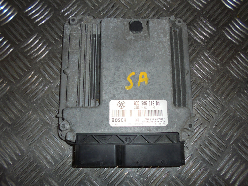 VW Caddy 2K Motorstyring - Motorstyreboks - Injection Elboks Med OEM Nr. 03G906016DM Fra VW Ophugger