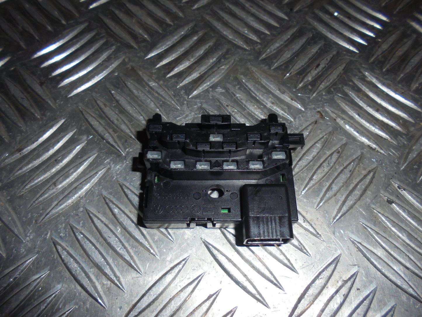 VW Caddy 2K Regnsensor Med OEM Nr. 1K0959654 Fra VW Ophugger