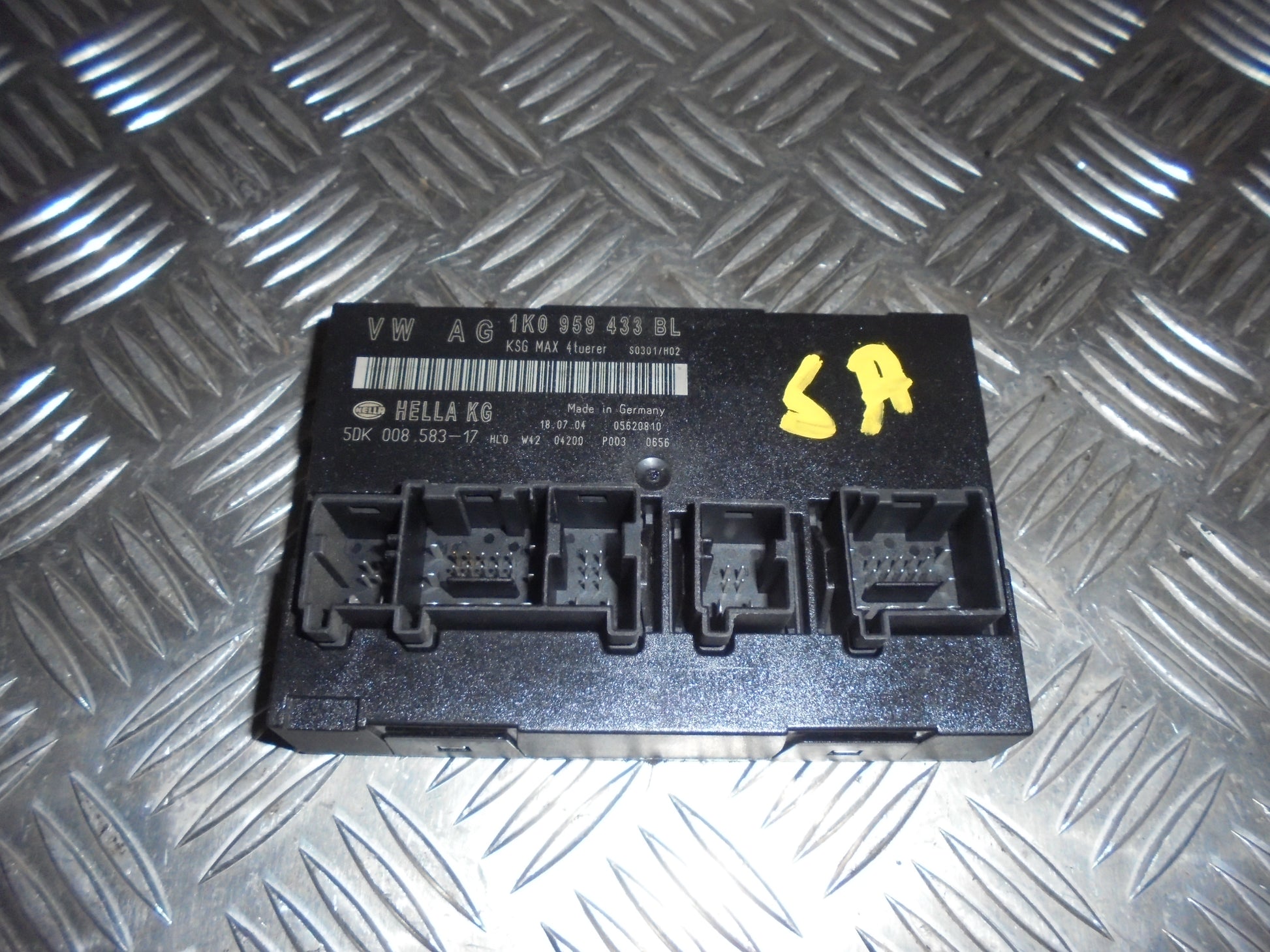 VW Caddy 2K Bcm / Komfortkomputer Med OEM Nr. Ophugger Fra VW Ophugger