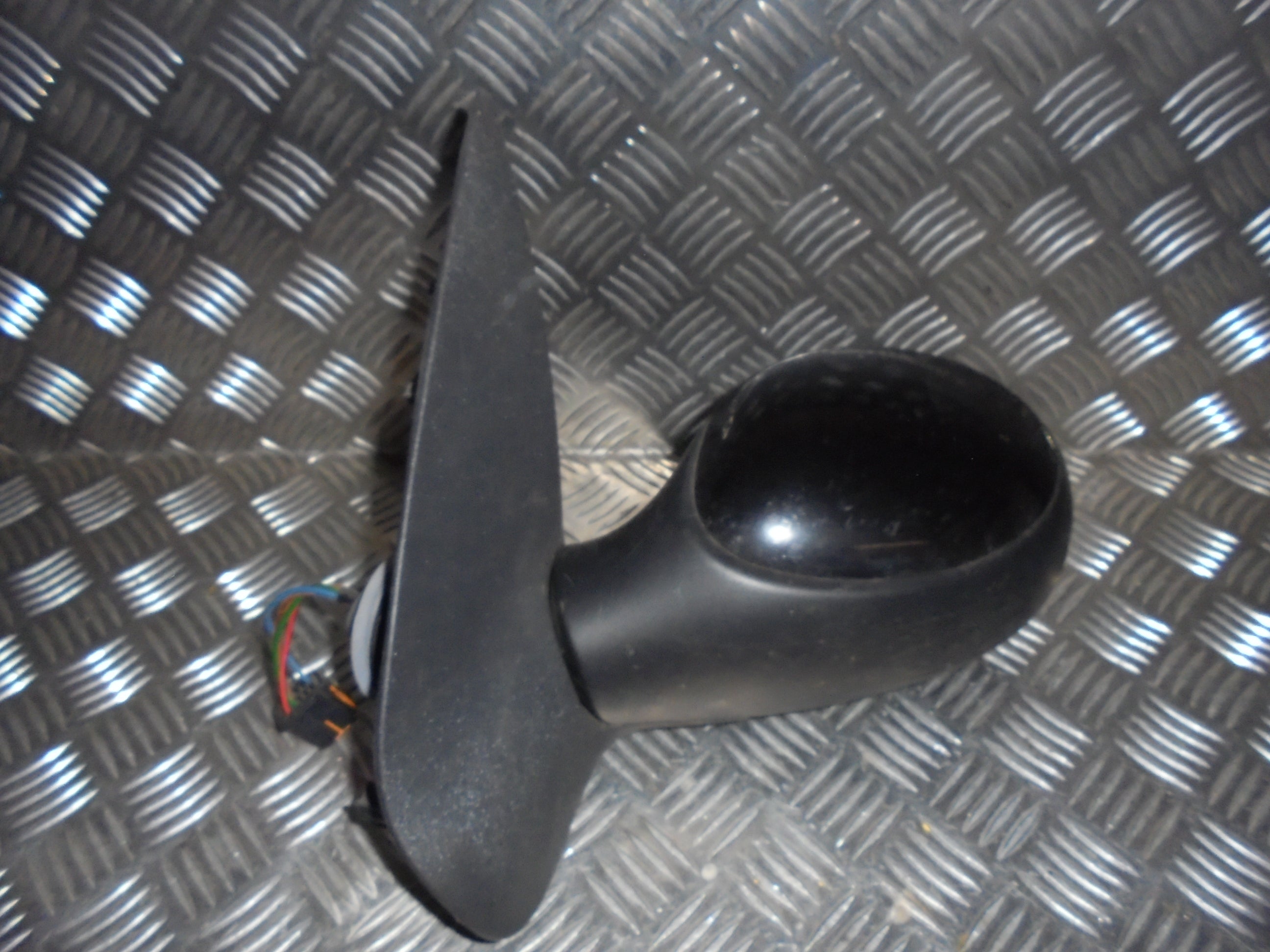 Peugeot 206+ Sidespejl Med OEM Nr. 8154JE Fra Peugeot Ophugger
