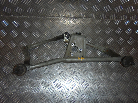 Peugeot 206+ Viskertræk Med OEM Nr. 6401F9	 Fra Peugeot Ophugger