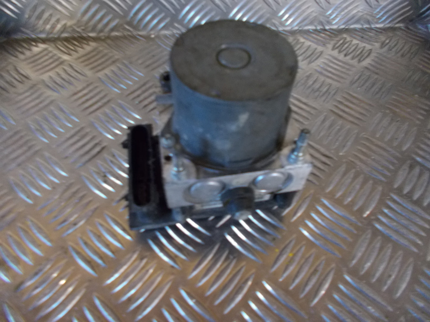Citroen Berlingo Abs Pumpe Med OEM Nr. 9660779880 Fra Citroen Ophugger