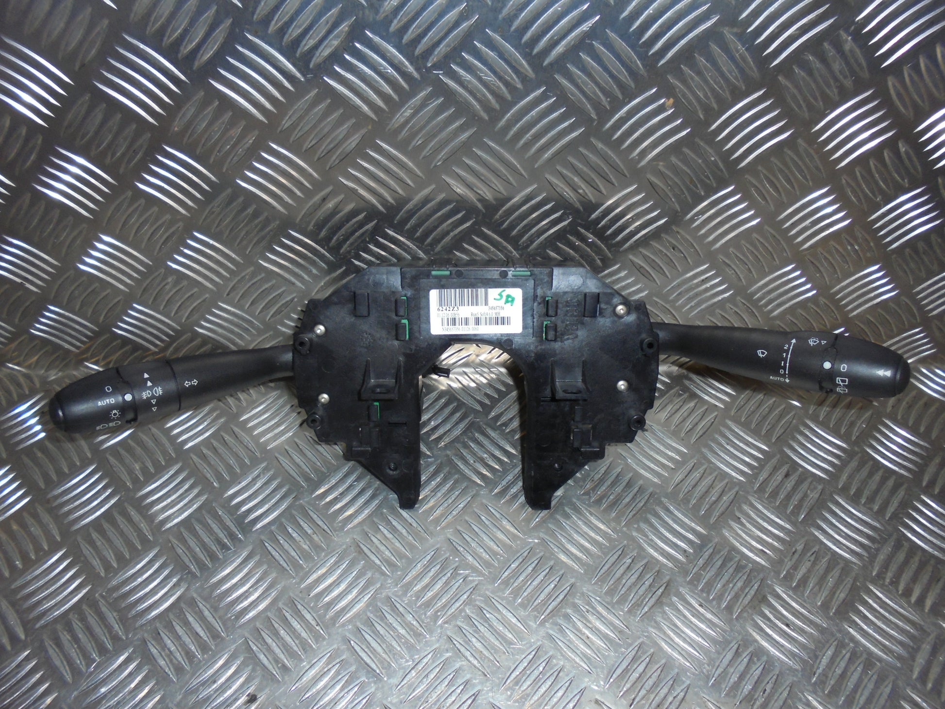 Citroen C4 Kontakt Combi Med OEM Nr. Ophugger Fra Citroen Ophugger