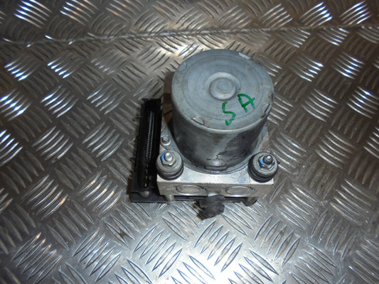 Citroen C4 ABS Pumpe Med OEM Nr. 4541E4 Fra Citroen Ophugger
