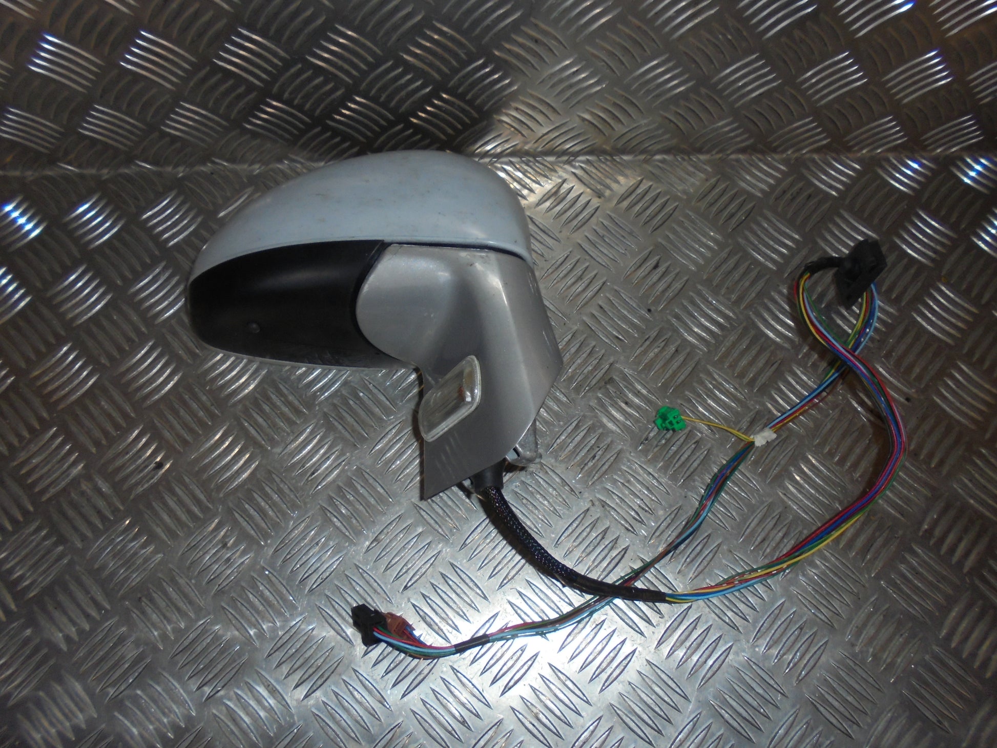 Citroen C4 Sidespejl Med OEM Nr. Ophugger Fra Citroen Ophugger