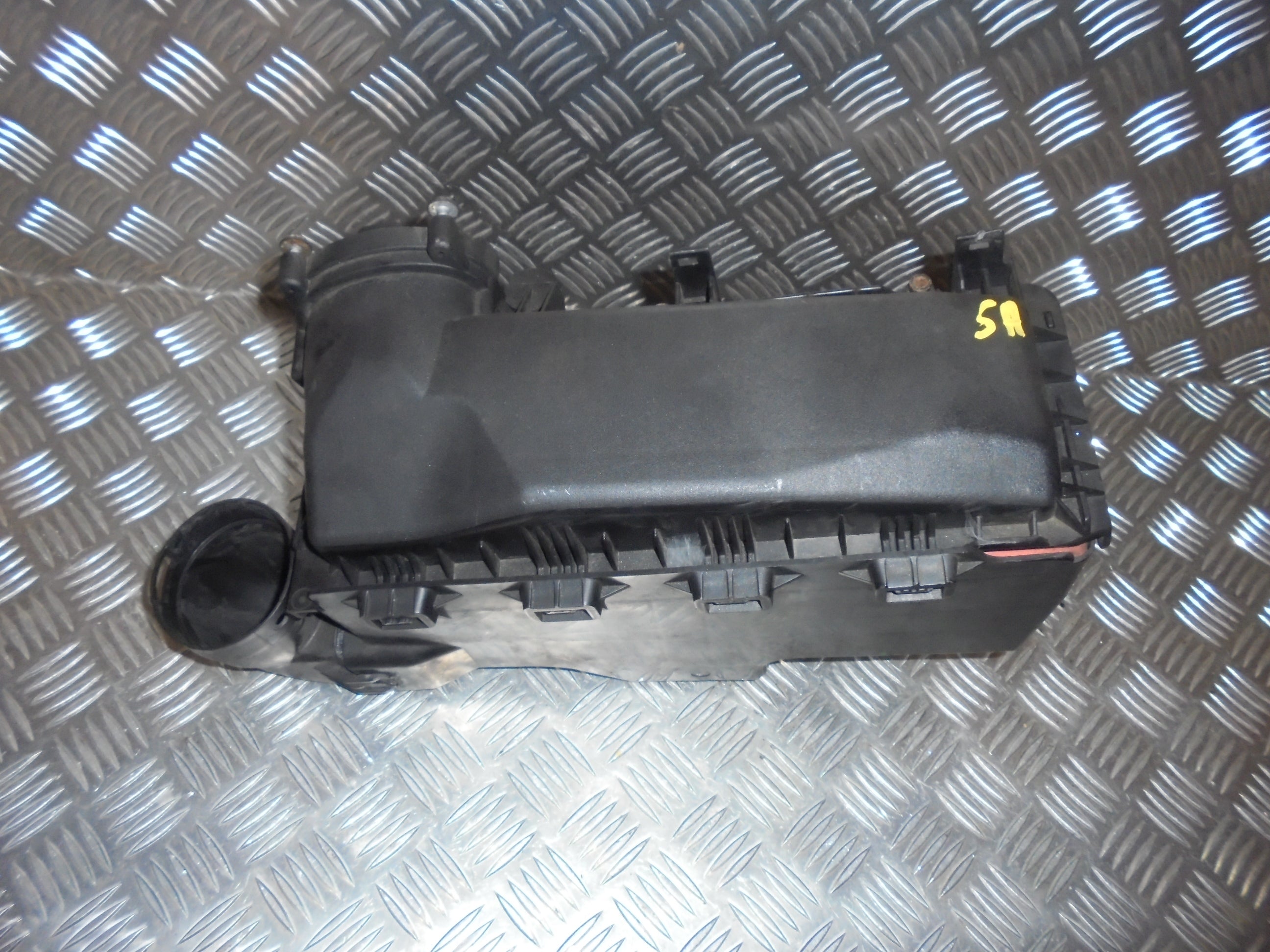 Citroen C4 Luftfilterkasse  Med OEM Nr. Ophugger Fra Citroen Ophugger