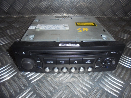 Citroen C4 Radio M/Cd Med OEM Nr. 9655770477 Fra Citroen Ophugger