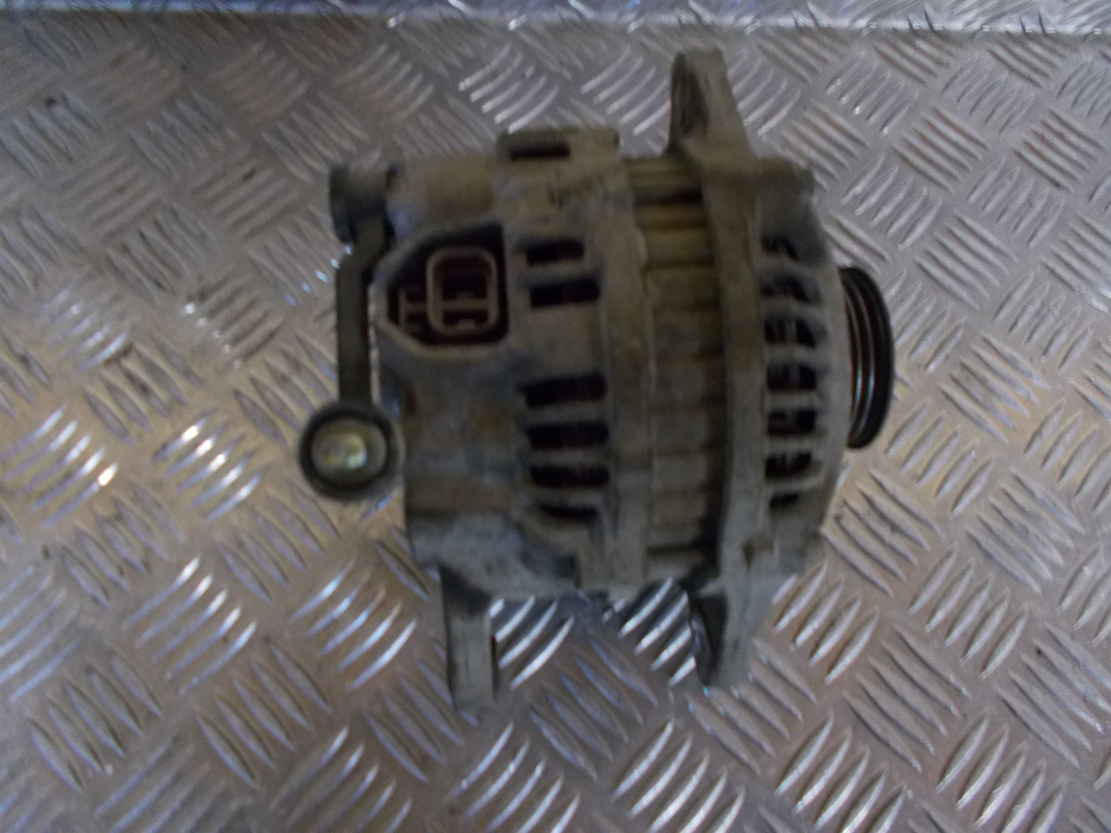 Mazda 323 F 5D Bj14 Generator Med OEM Nr. A2TB7191 Fra Mazda Ophugger