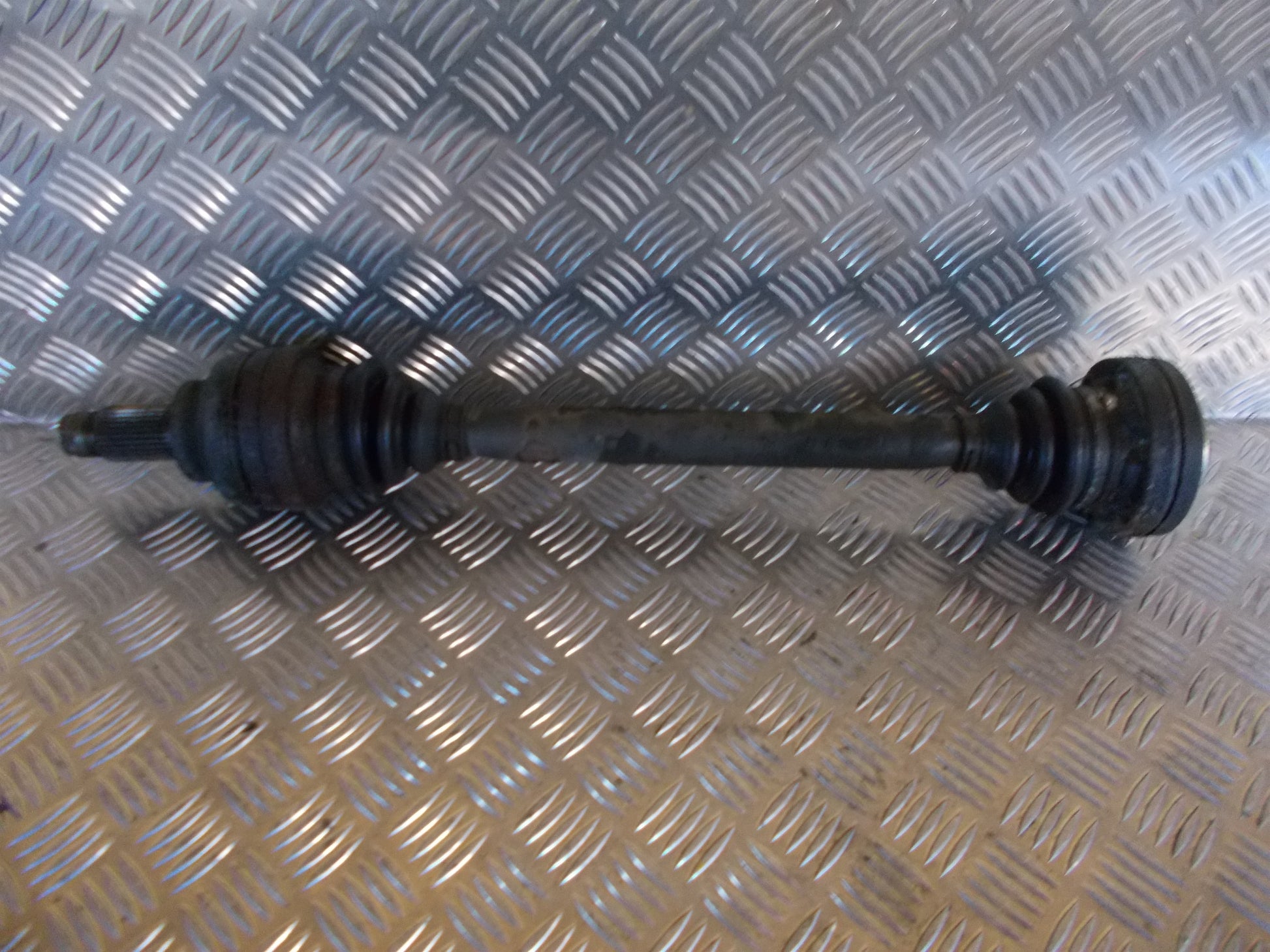 BMW 5-Serie E39 Trækaksel Bag V Med OEM Nr. 33201229441 Fra BMW Ophugger