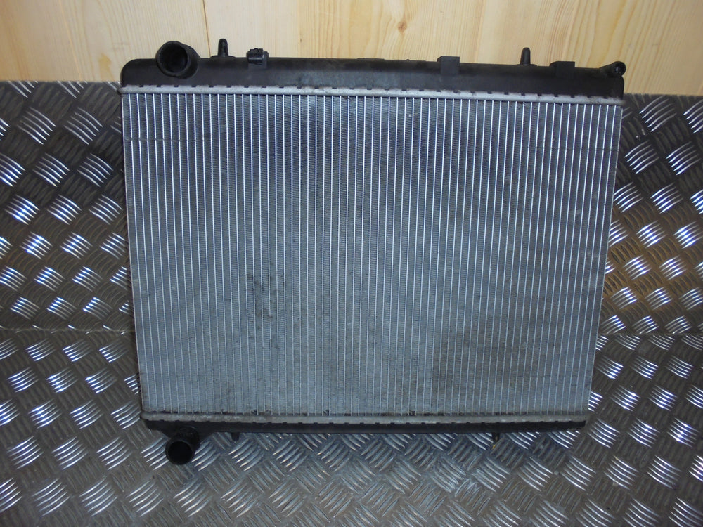 Citroen C4 Køler Med OEM Nr. 133343 Fra Citroen Ophugger