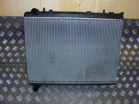 Citroen C4 Køler Med OEM Nr. 1330W4 Fra Citroen Ophugger