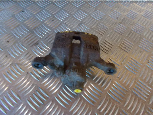 Mitsubishi Galant NEA5 Bremsekaliber VB Med OEM Nr. Ophugger Fra Mitsubishi Ophugger