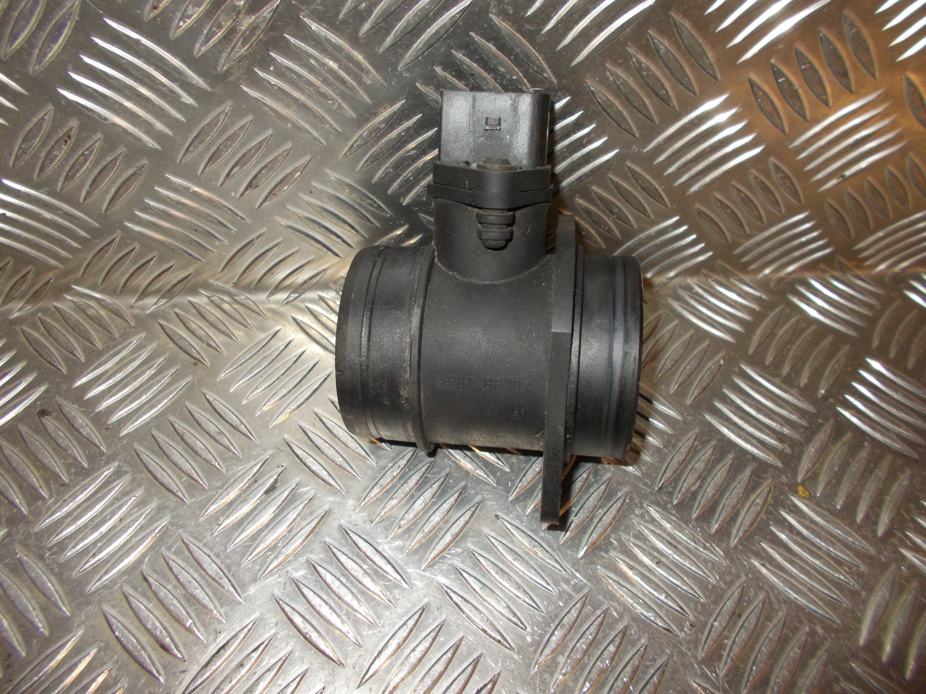 Skoda Octavia Luftmængdemåler Med OEM Nr. 02814002531 Fra Skoda Ophugger