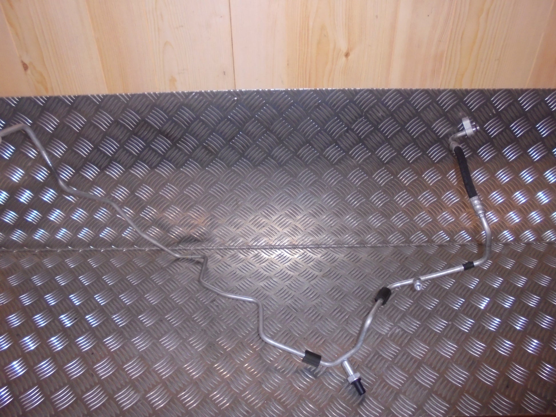 Seat Ibiza 6J Aircond. Rør/Slanger Med OEM Nr. 6R1820741N Fra Seat Ophugger