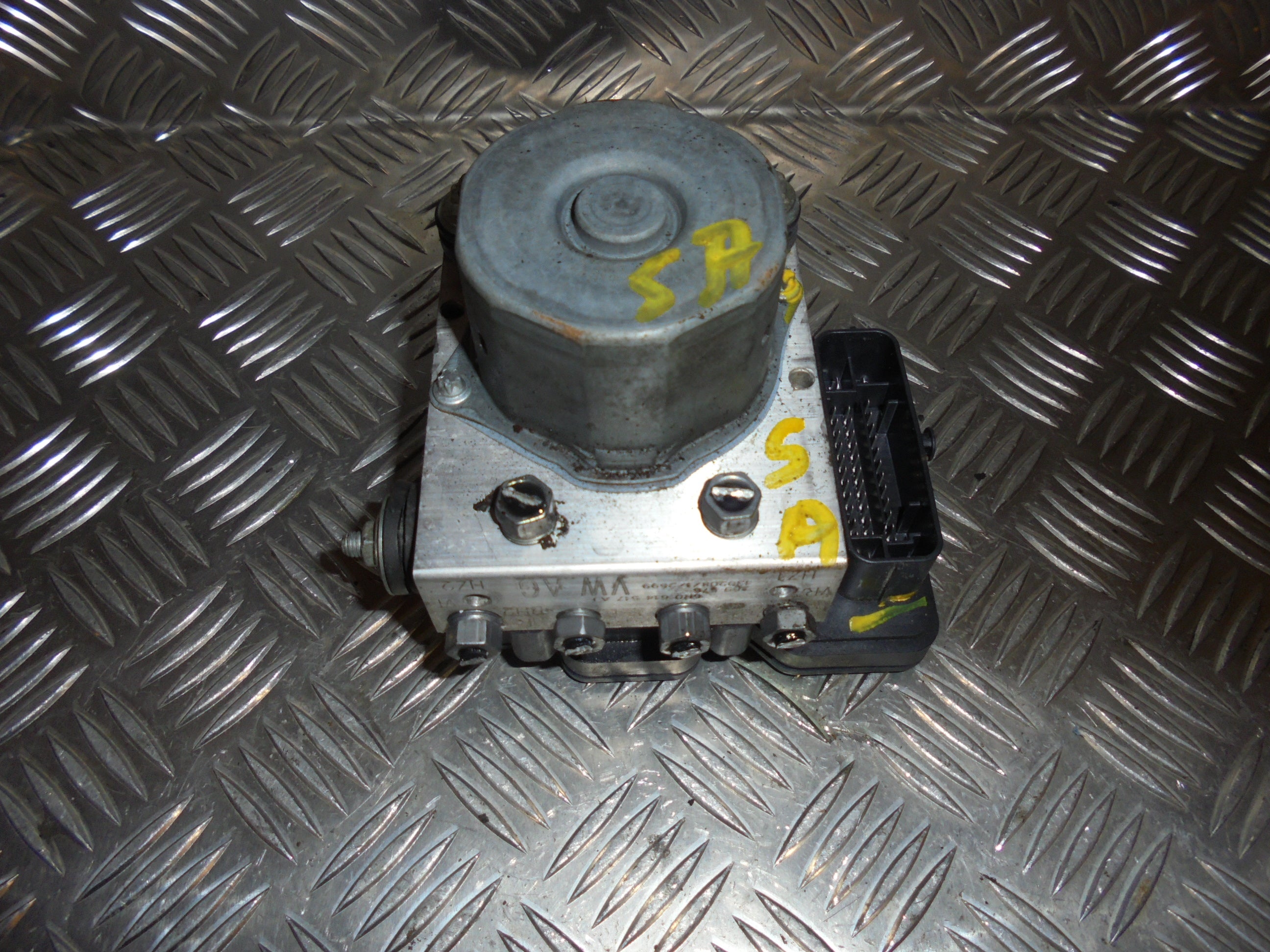 Seat Ibiza ABS Pumpe Med OEM Nr. 6R0907379AS Fra Seat Ophugger