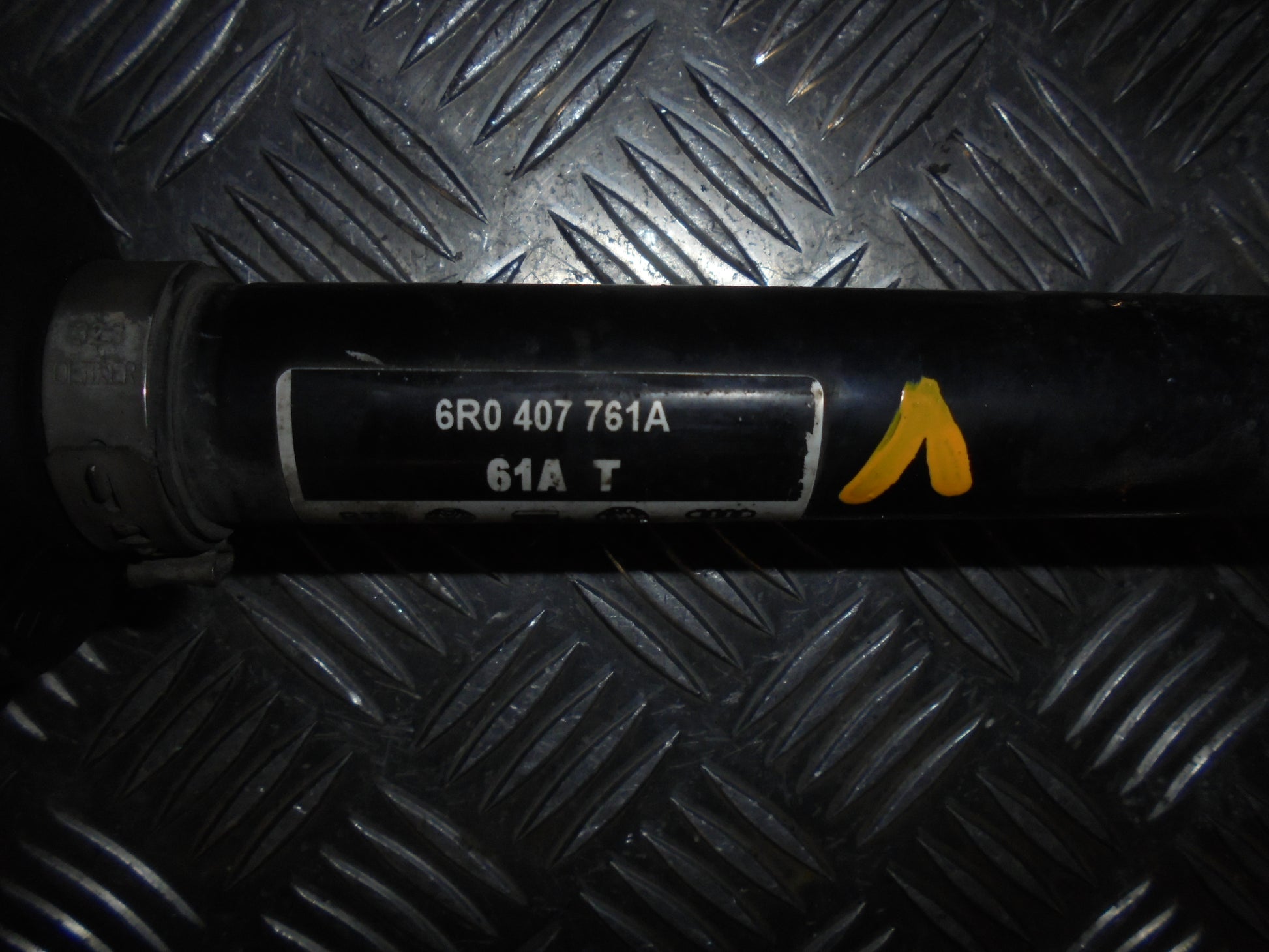 Seat Ibiza 6J Trækaksel For V Med OEM Nr. 6R0407761A Fra Seat Ophugger