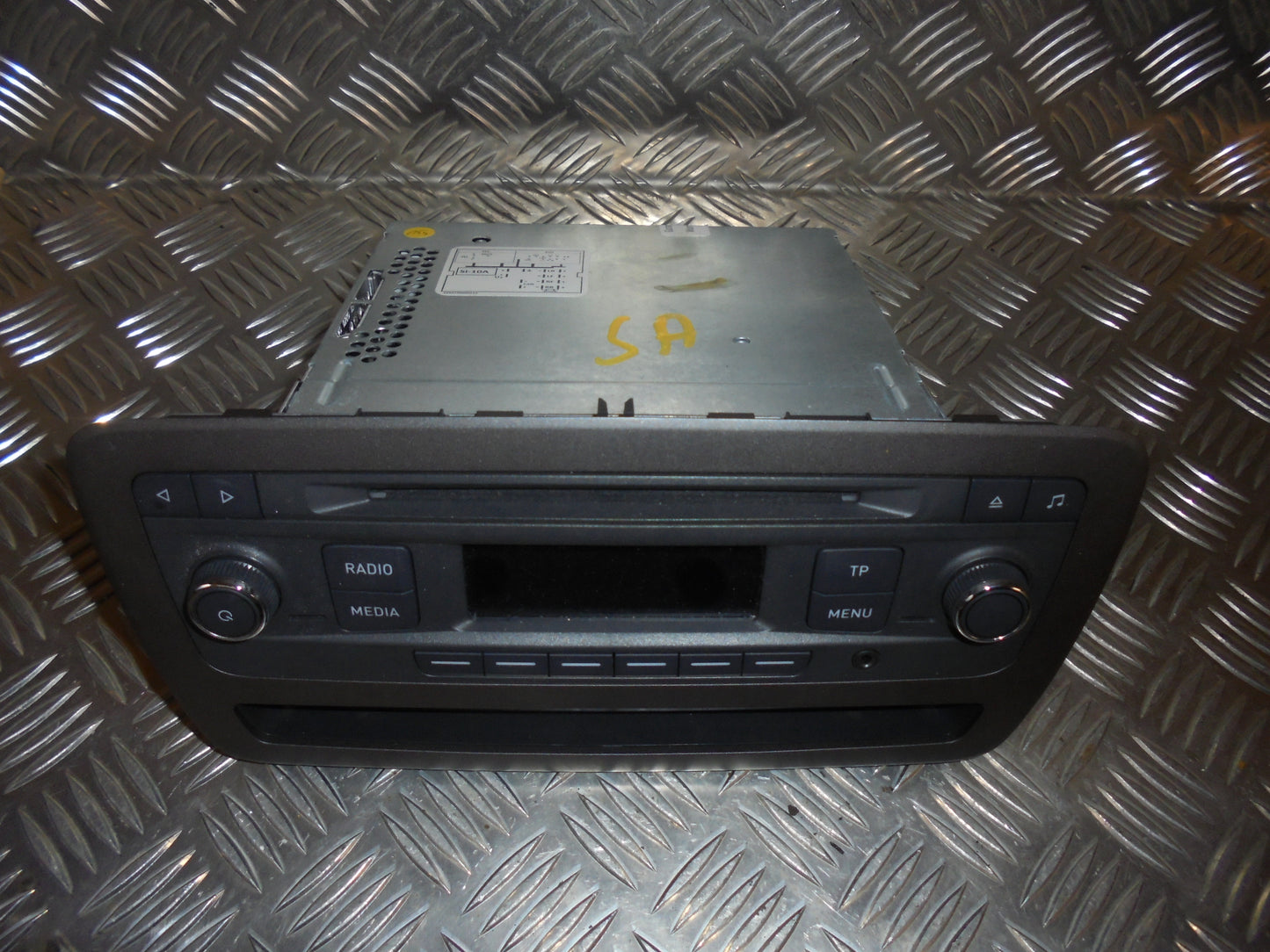 Seat Ibiza 6J Radio M/Cd Med OEM Nr. 6J0035156 Fra Seat Ophugger