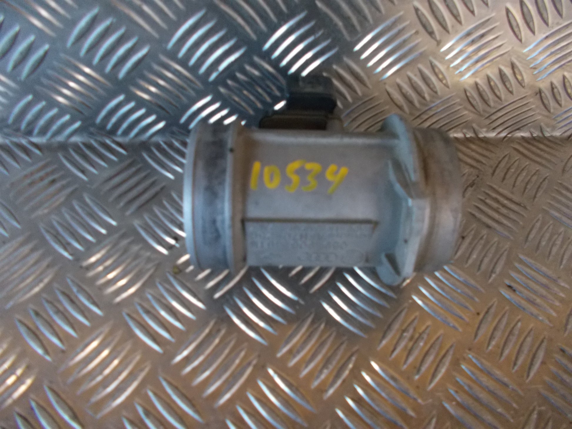 Audi A6 4B Luftmængdemåler Med OEM Nr. 077133471J Fra Audi Ophugger