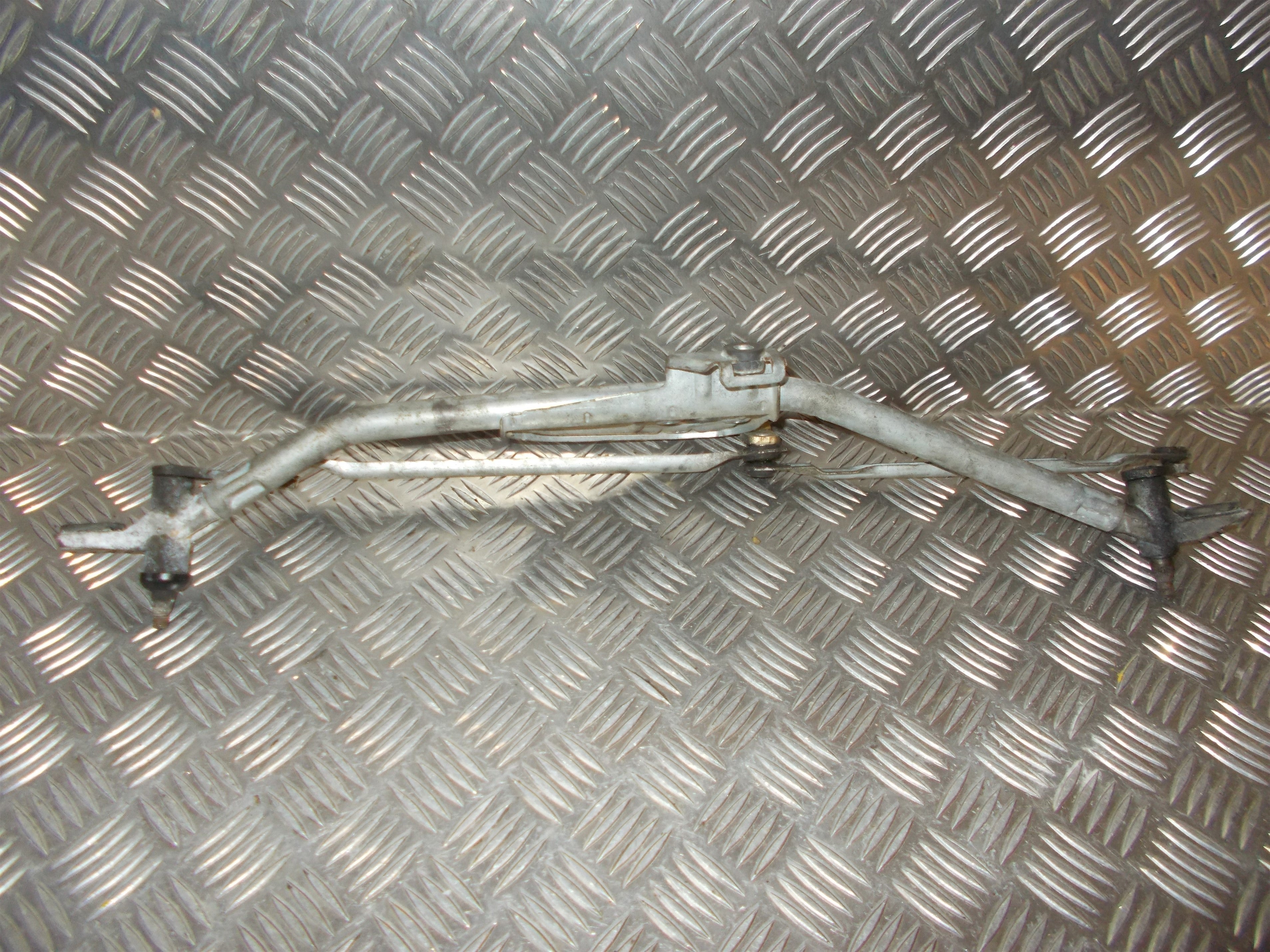 Audi A6 Viskertræk Med OEM Nr. 4B1955023H Fra Audi Ophugger