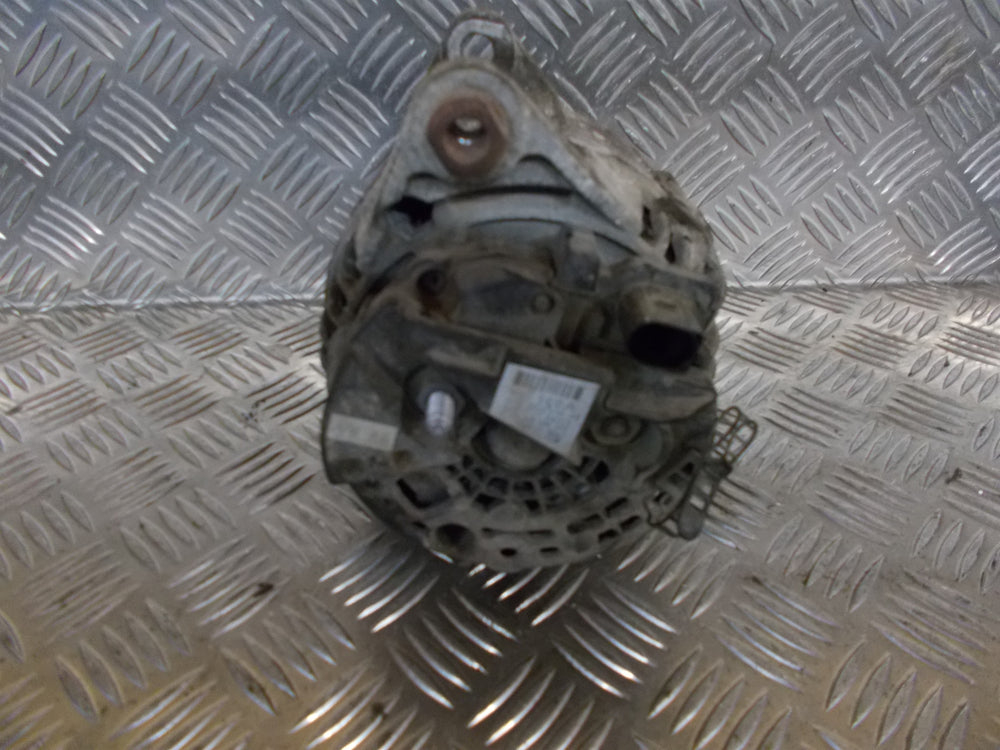 Audi A6 Generator Med OEM Nr. 0124525008 Fra Audi Ophugger