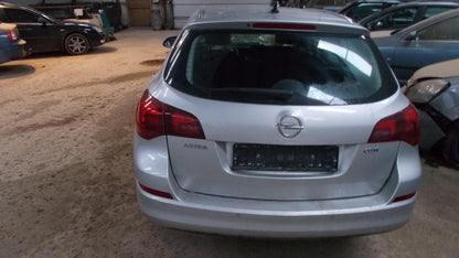 Opel Astra J Pluk-Selv-Bil Med OEM Nr. Ophugger Fra Opel Ophugger