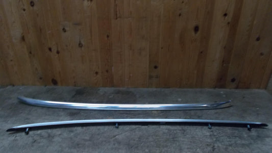 Seat Ibiza 6J Tagbøjle Med OEM Nr. 6J8860021F Fra Seat Ophugger