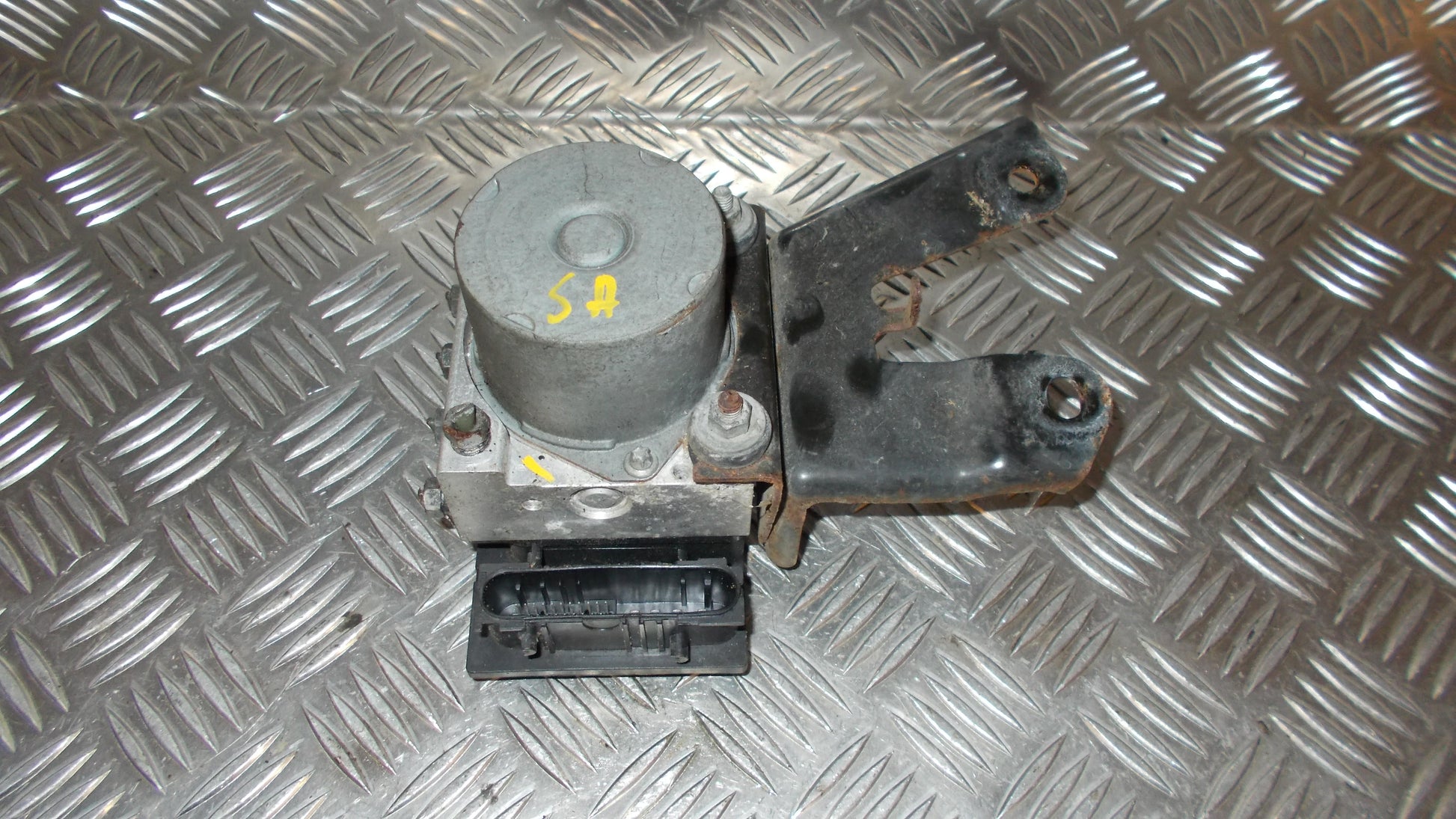Peugeot 107 Abs Pumpe Med OEM Nr. 0265800441 Fra Peugeot Ophugger