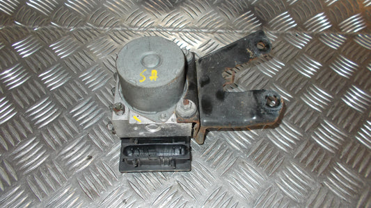 Peugeot 107 Abs Pumpe Med OEM Nr. 0265800441 Fra Peugeot Ophugger