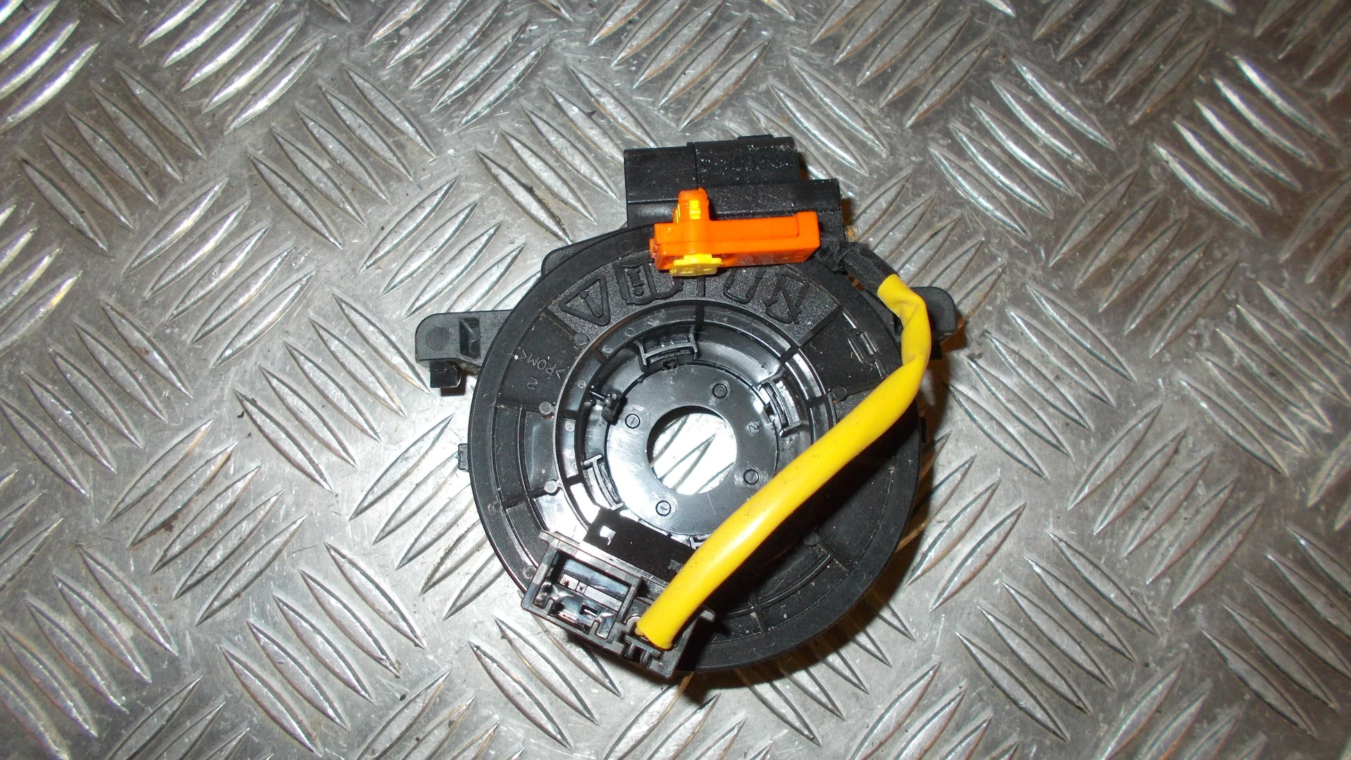 Peugeot 107 Airbag Stelring Med OEM Nr. Ophugger Fra Peugeot Ophugger