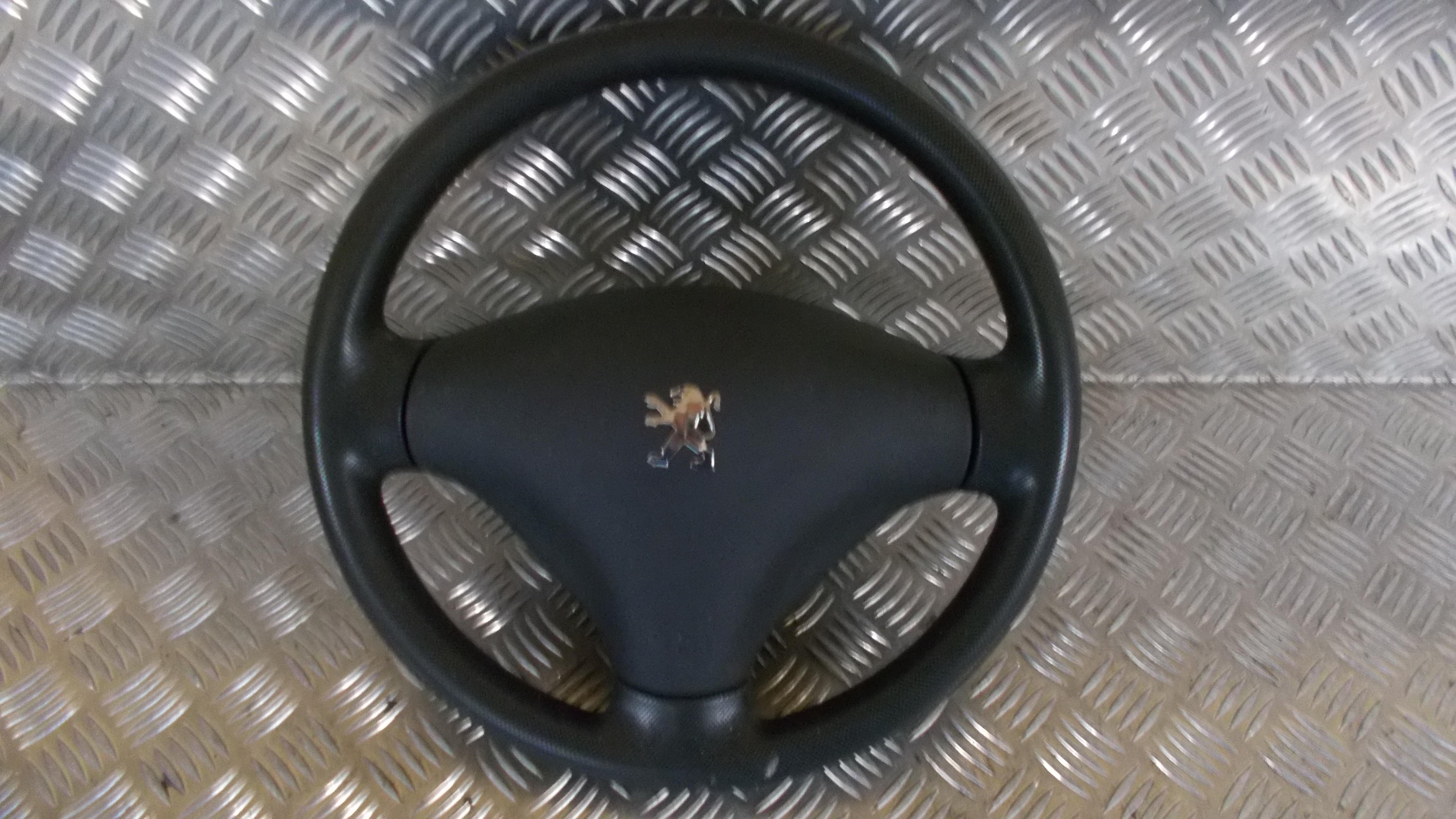 Peugeot 107 Rat Med OEM Nr. 4109GN Fra Peugeot Ophugger